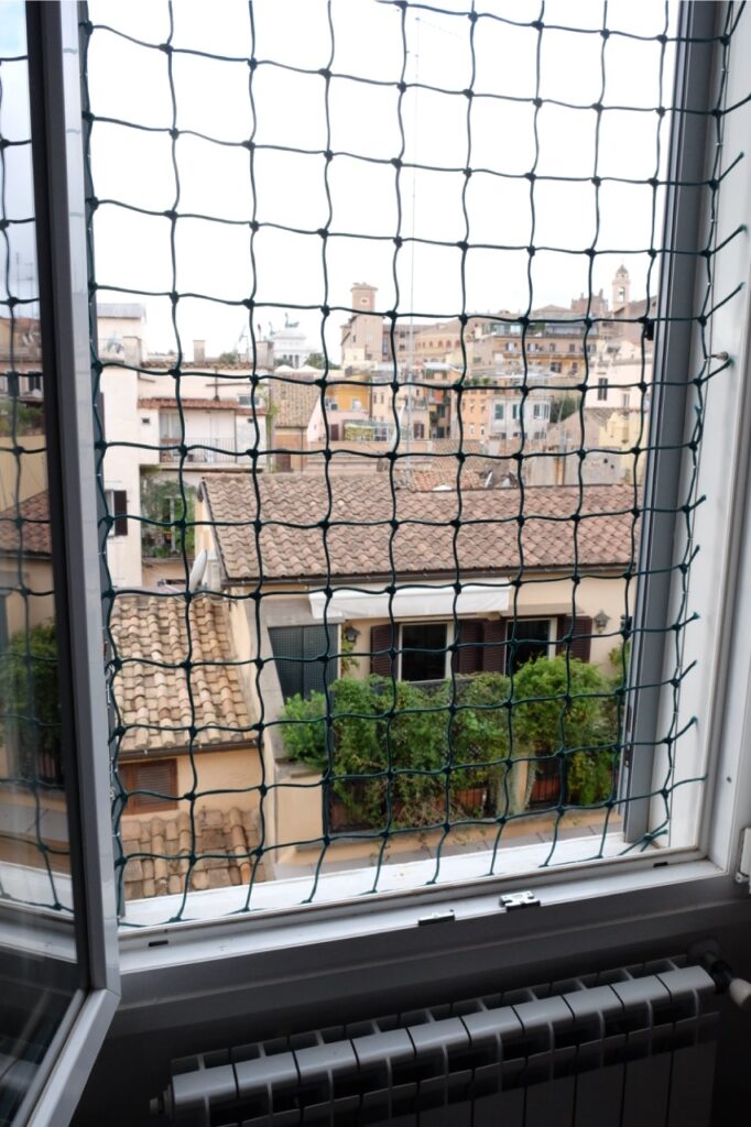 Scelta dei Genitori: Reti di Protezione Anticaduta Balcone Sicuro per Bambini
